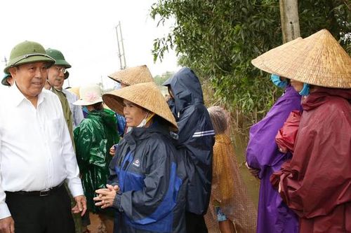 Không được để dân vùng lũ đói, rét, không có chỗ ở