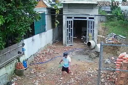 Lợi dụng xin đồ, lấy trộm tài sản
