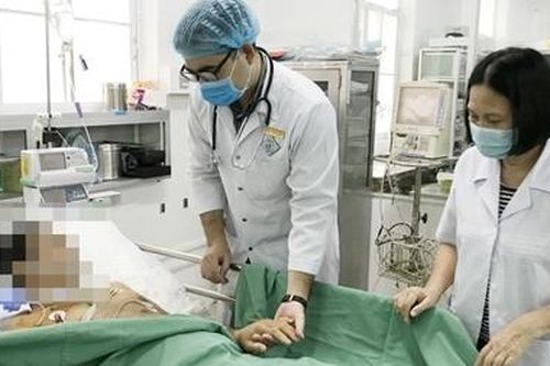 Bác sỹ bị ngưng tim 90 phút được cứu sống