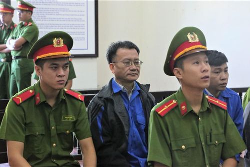 Xử gian lận thi cử ở Hòa Bình: Đề nghị triệu tập Cục trưởng Quản lý chất lượng