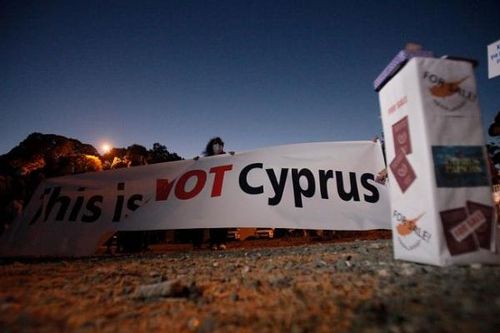Châu Âu 'tuýt còi' Cyprus và Malta về chương trình 'hộ chiếu vàng'