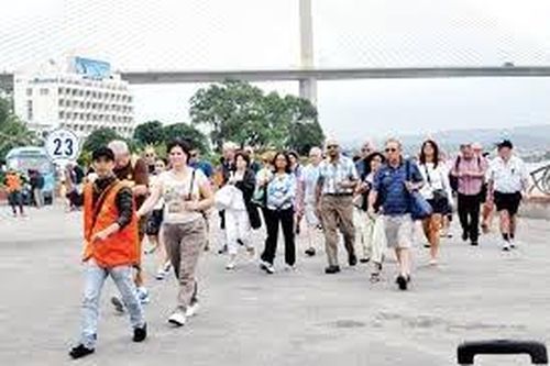 Quảng Ninh kỳ vọng sẽ đón 3 triệu lượt khách nội địa