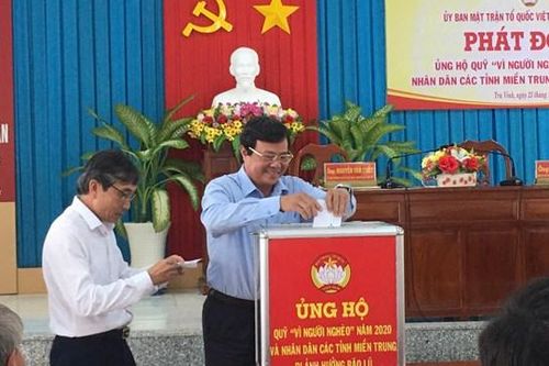 Trà Vinh: Vận động ủng hộ đồng bào miền Trung được gần 2 tỷ đồng