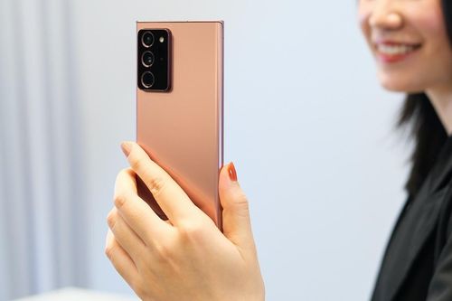 Chiếc smartphone giúp giới trẻ làm việc và sáng tạo giàu cảm hứng