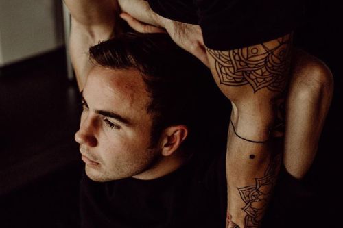 Gotze hồi sinh phong độ nhờ tập yoga