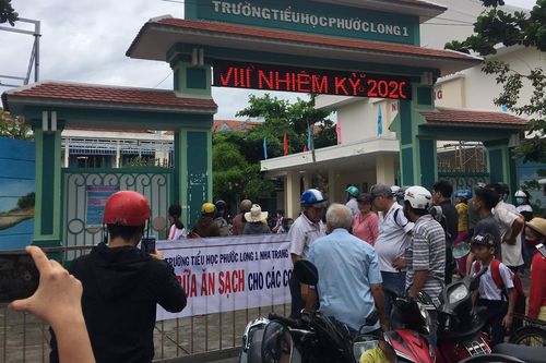 Về dấu hiệu 'bớt xén' phần ăn của học sinh ở Khánh Hòa: Tạm dừng tổ chức bán trú