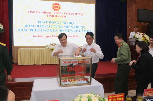 Hà Nam phát động ủng hộ đồng bào miền trung khắc phục hậu quả do mưa lũ