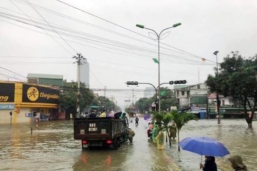 Cách bảo vệ bàn chân trước 'căn bệnh nổi tiếng' mùa lũ