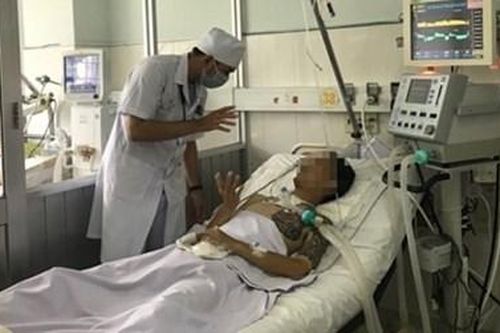 Hai bệnh nhân ngộ độc botulinum từ pate chay hồi phục kỳ diệu