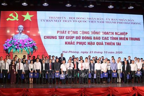 Cộng đồng doanh nghiệp tại Hải Phòng đóng góp 90 tỷ đồng ủng hộ đồng bào miền Trung