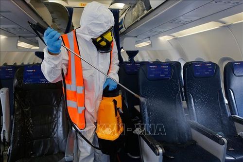 Các biện pháp vệ sinh trên máy bay tiêu diệt hiệu quả virus gây bệnh COVID-19