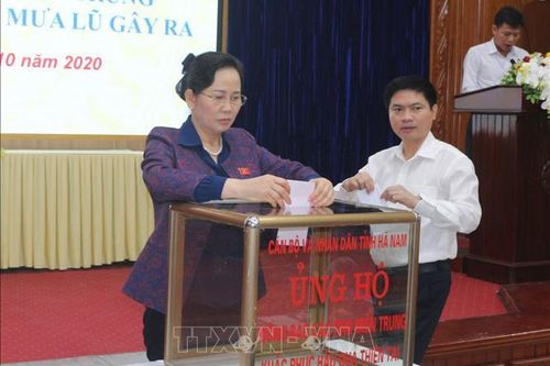 Các địa phương chung tay giúp đỡ đồng bào miền Trung khắc phục hậu quả mưa lũ