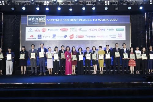 Tăng 10 hạng, Sanofi Việt Nam lần thứ 6 liên tiếp được vinh danh trong Top 100 Nơi làm việc tốt nhất Việt Nam