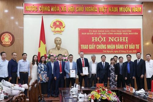 Thái Nguyên: Thêm 2 dự án được trao giấy chứng nhận đầu tư
