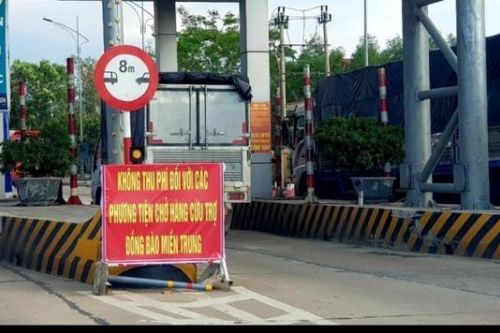 Yêu cầu tạm dừng thu phí BOT qua Quảng Trị phục vụ cứu trợ đồng bào lũ lụt