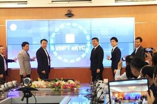 Ra mắt nền tảng định danh điện tử xác thực giấy tờ cá nhân