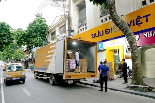 Hơn 39 tấn hàng cứu trợ được miễn cước chuyển phát qua bưu điện
