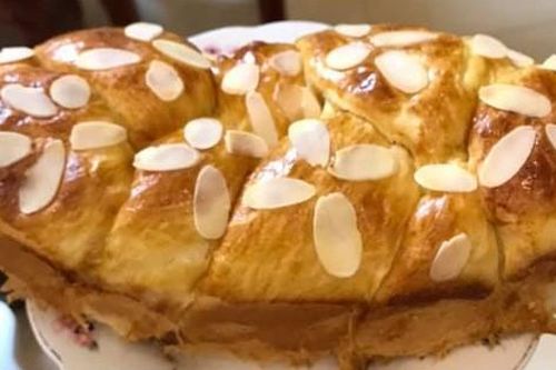 Chỉ cần muốn con có bữa sáng ngon sạch, mẹ nào cũng có thể làm được món bánh mì hoa cúc Pháp bằng nồi chiên không dầu