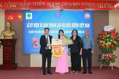 Hội thi điều dưỡng viên giỏi Bệnh viện Răng Hàm Mặt Trung Ương Hà Nội
