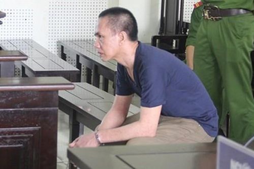 Ghen tuông, người chồng sát hại ông chủ của vợ