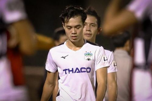 Tương lai HAGL bất định trên đôi chân hậu duệ Công Phượng
