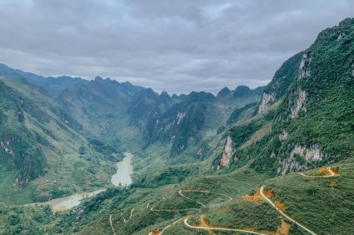 Chuyến đi kỷ niệm 10 năm tình bạn tại Hà Giang của 4 cô gái