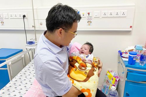 Nợ những trái tim 'lỗi nhịp'