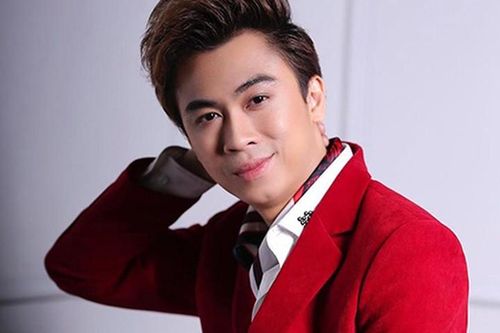 Hồ Việt Trung 'hót' mạng... có gia sản 'hót' showbiz Việt không?