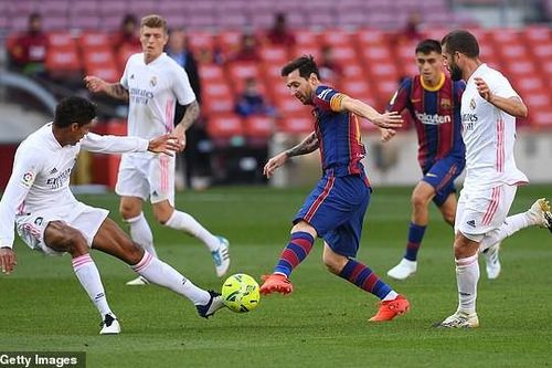 Barcelona gục ngã trước Real Madrid ở trận Siêu kinh điển
