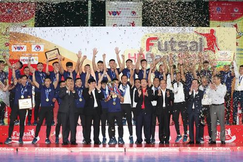 Thái Sơn Nam 5 lần liên tiếp 'xưng vương' Futsal HDBank VĐQG 2020