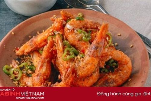Cách làm tôm chiên muối tiêu hương vị đặc biệt