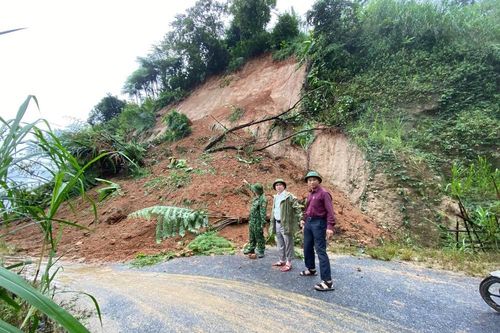 Nghệ An: Mưa lũ trong 5 ngày khiến 2 người chết, 74 căn nhà hư hỏng, hơn 1.000 ha hoa màu bị ngập