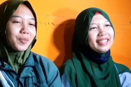 Cặp song sinh thất lạc tìm thấy nhau sau 24 năm nhờ TikTok