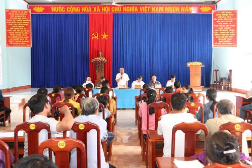 Chư Sê: Đối thoại với các hộ dân liên quan đến dự án khu dân cư xã Ia Pal và xã Dun