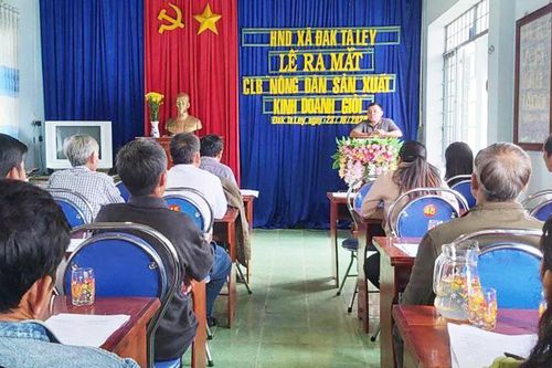 Ra mắt Câu lạc bộ 'Nông dân sản xuất kinh doanh giỏi' xã Đak Ta Ley