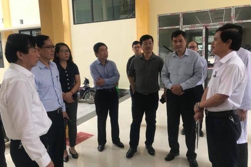 Đoàn công tác Bộ Y tế làm việc với Sở Y tế Quảng Trị khắc phục hậu quả mưa lũ trên địa bàn