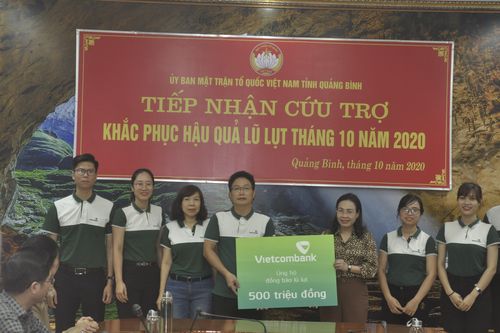 Mặt trận tỉnh Quảng Bình tiếp nhận gần 24 tỷ đồng ủng hộ đồng bào lũ lụt