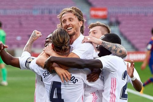 HLV Zidane lý giải cách Real thắng Barca 3-1