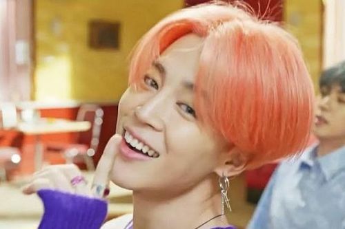 'Boy With Luv' trở thành hit thứ 2 của BTS vượt mốc tỷ view, thứ 6 Kpop nói chung