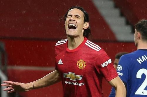 Man Utd và Chelsea 'cưa điểm', Liverpool áp sát đầu bảng