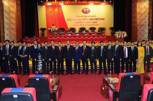 Danh sách Đoàn Chủ tịch tại Đại hội Đảng bộ tỉnh Hải Dương khóa XVII