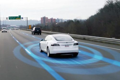 Tesla tăng giá hệ thống tự lái hoàn toàn trên ô tô điện