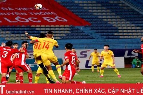 Thi đấu đầy nỗ lực, Hồng Lĩnh Hà Tĩnh vẫn thua Viettel với tỷ số 1-0