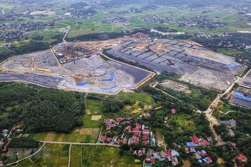 Hà Nội: Bãi rác Nam Sơn 'hắt xì,' dân nội thành lại khổ vì hôi thối