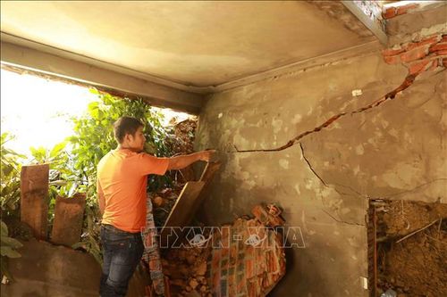 Quảng Bình: Sạt lở nghiêm trọng gây mất an toàn cho gần 20 hộ dân