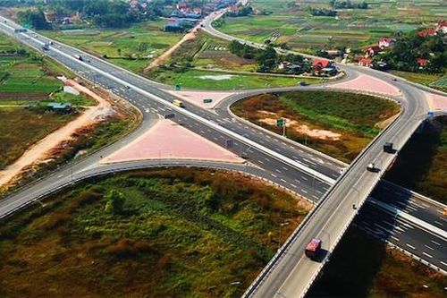 Hạ tầng đột phá hút nhà đầu tư đến Quảng Ninh