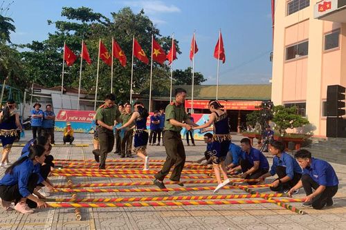 Sôi nổi Ngày hội Đoàn viên huyện Đạ Tẻh