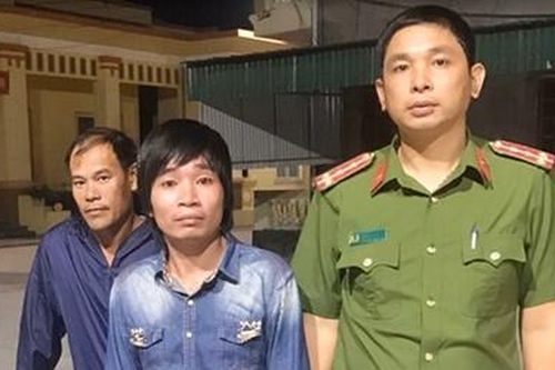 Bàn giao người bệnh tâm thần đi lạc về với gia đình
