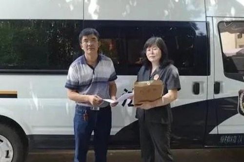 Bất ngờ nhận khoản thừa kế lớn từ hàng xóm đã mất
