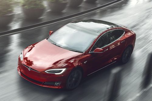 Tesla từ chối yêu cầu triệu hồi xe tại Trung Quốc